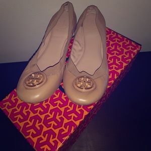 Tory Burch Caroline Flat